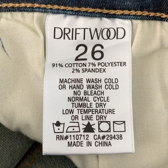 Driftwood Colette Embroidered Cuff Crop Jean - Picture 13 of 13